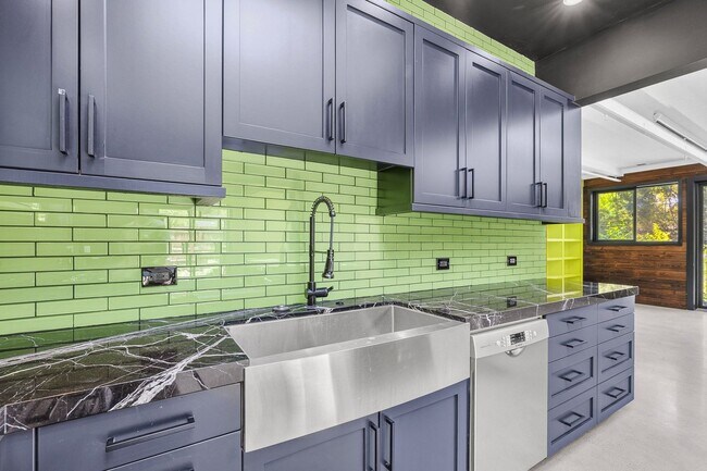 Building Photo - 850 Branciforte Dr