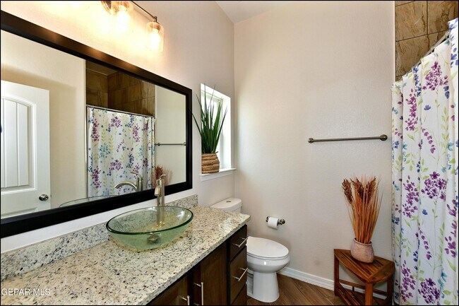 Building Photo - 2225 Tierra Delmonte Dr