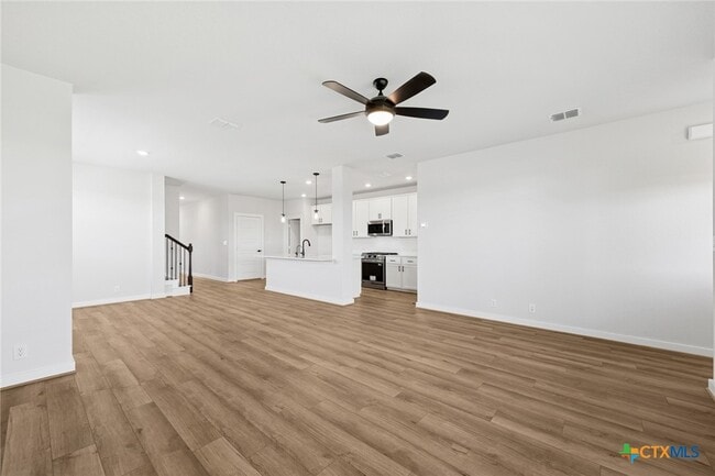 Building Photo - 129 Radnor Rd