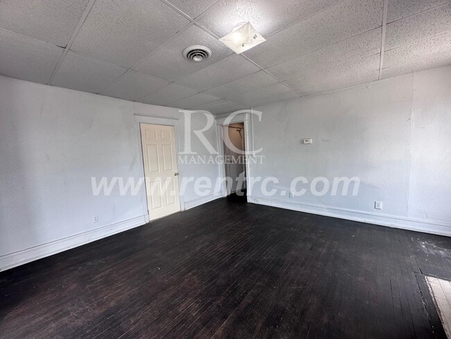 Building Photo - 425-3B Vermilion-N