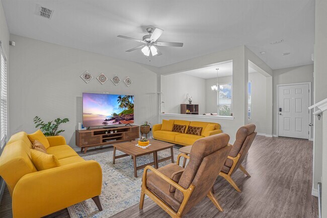 Building Photo - 1506 Sombras Dr