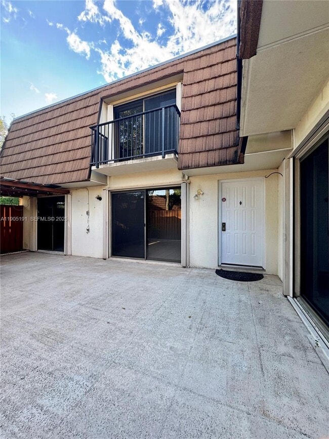 Building Photo - 9143D SW 23rd St