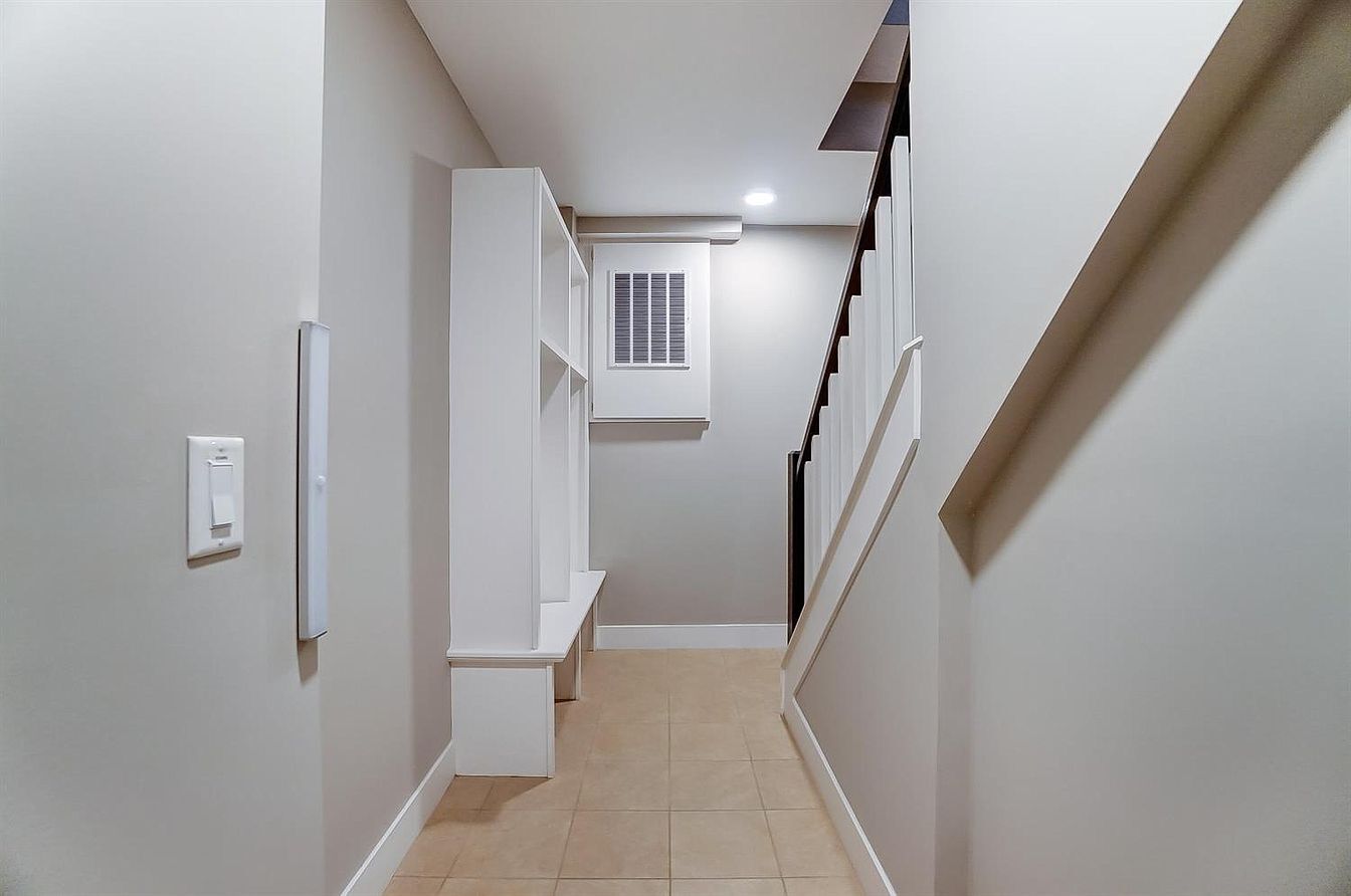 Entry from garage - 438 Northern Ave