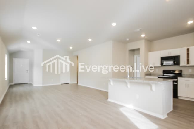 Building Photo - 2575 E Meramec St