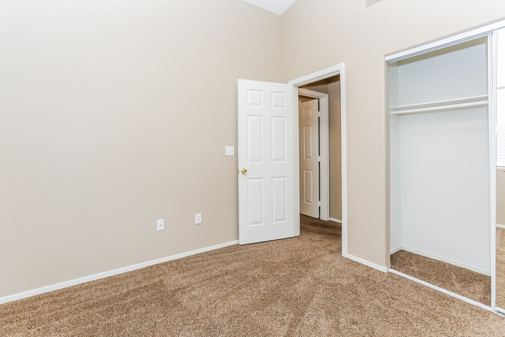 Building Photo - 1811 Panther Pl