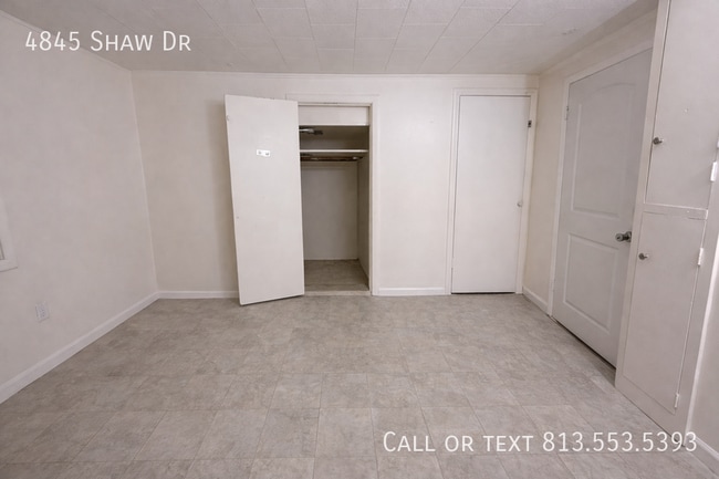 Building Photo - 4845 Shaw Dr