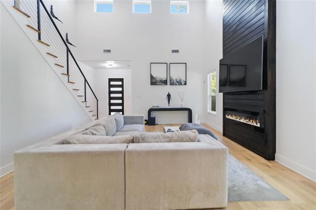 Building Photo - 4136 Mart St