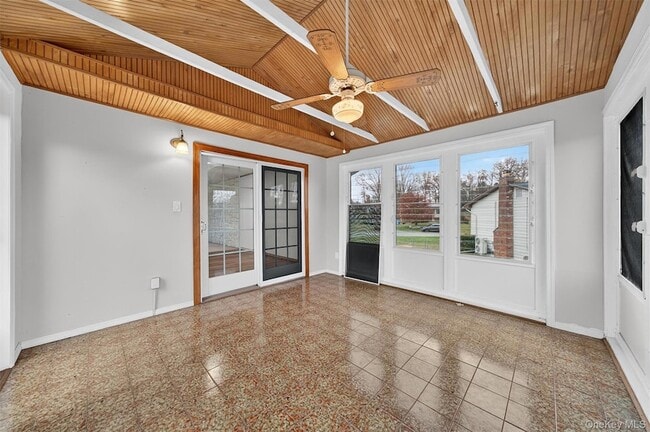 Building Photo - 8 Badami Dr