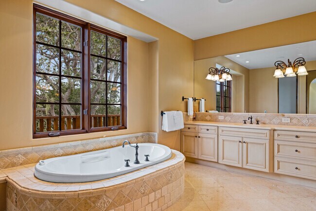 Building Photo - 3317 Taylor Rd