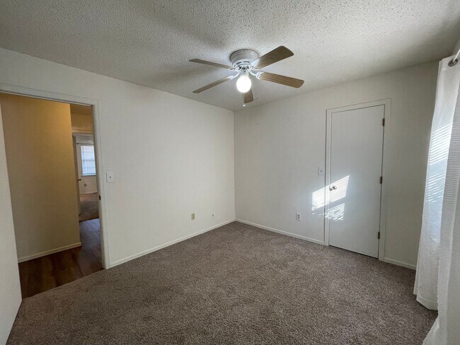 Building Photo - Beautifully Maintained Single-Level Home