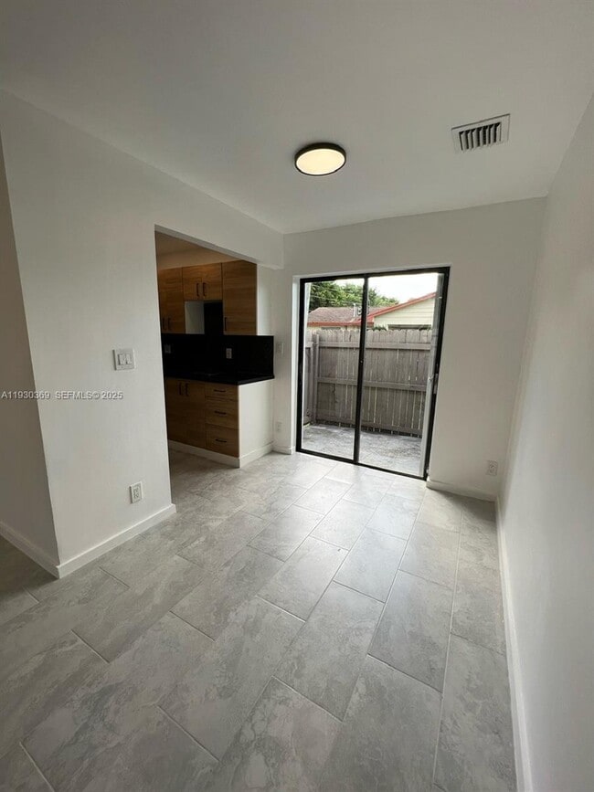 Building Photo - 7474 E Plumosa Ln