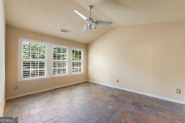 Building Photo - 2901 Timbercreek Cir