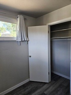 Building Photo - 1065 E 225 S
