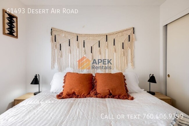 Building Photo - 61493 Desert Air Rd