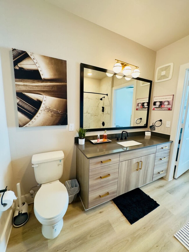 Building Photo - 12208 Tech Ridge Blvd