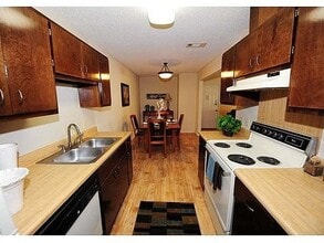 Building Photo - Wildwood