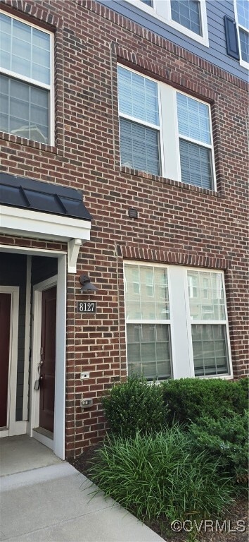 Building Photo - 8127 Wistar Creek Mews