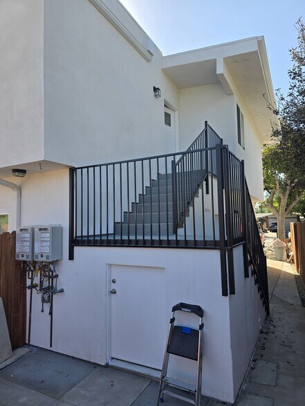 Building Photo - 7726 Zelzah Ave