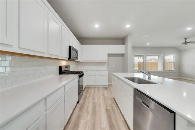 Building Photo - 809 Tidal Dr