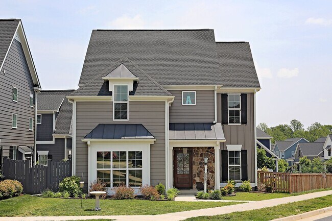 Primary Photo - Pet-Friendly Old Trail Home