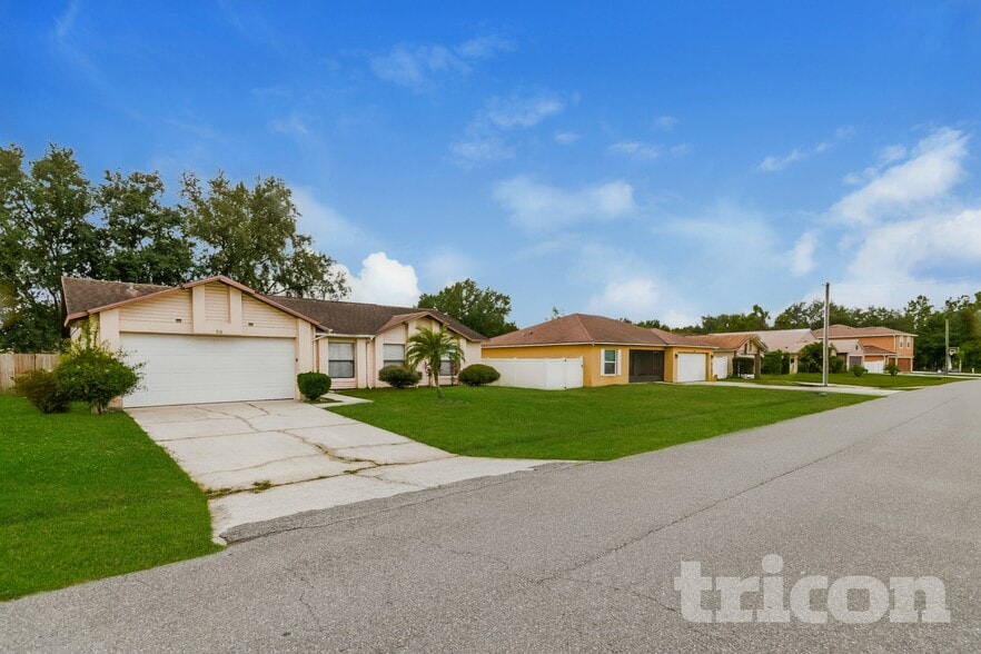 Building Photo - 229 Beckenham Dr