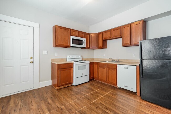 Building Photo - 235-237 Avondale Ave