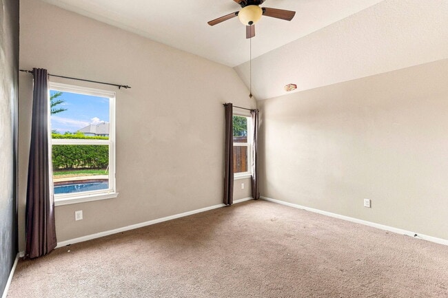 Building Photo - 17915 Creek Bluff Ln
