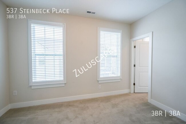 Building Photo - 537 Steinbeck Pl