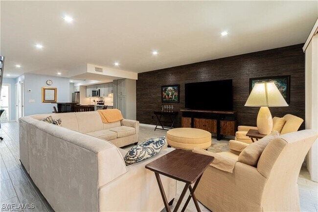 Building Photo - 833 Meadowland Dr