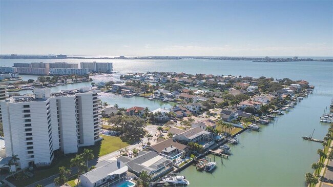 Building Photo - 5950 Pelican Bay Plaza S