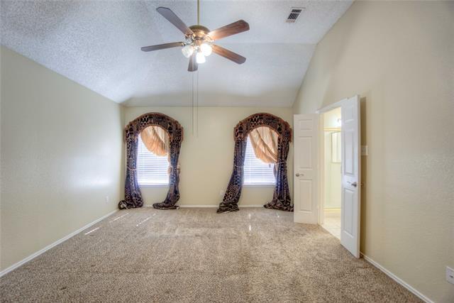 Building Photo - 2218 Meadowstone Dr