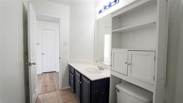 Building Photo - 3124 Creekside Dr