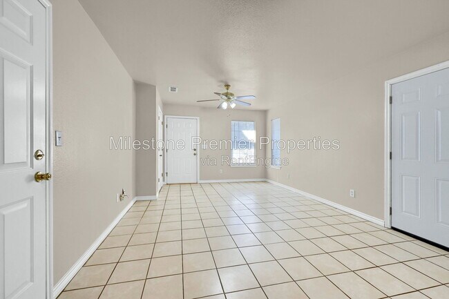 Building Photo - 1025 Rice St