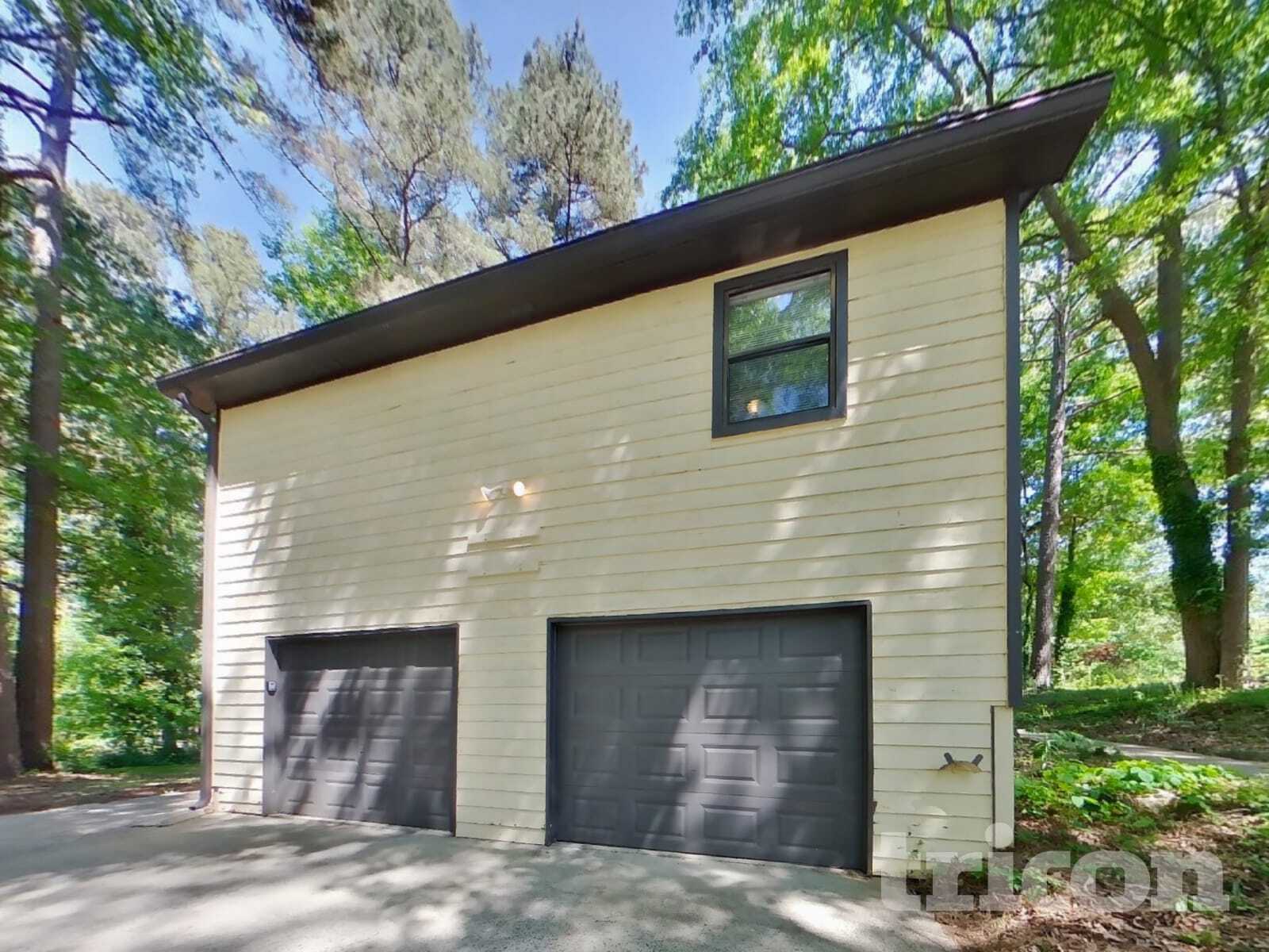 Building Photo - 2280 Lexington Way