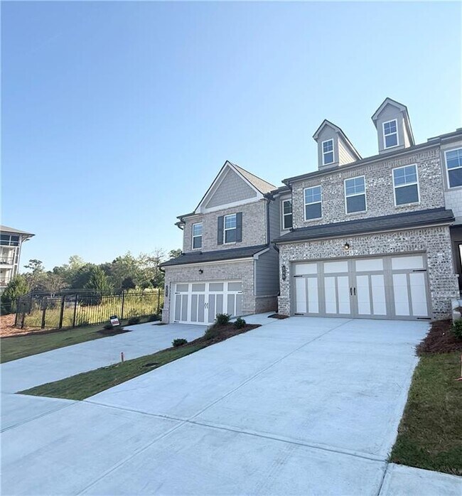 Building Photo - 546 E Rope Mill Rd