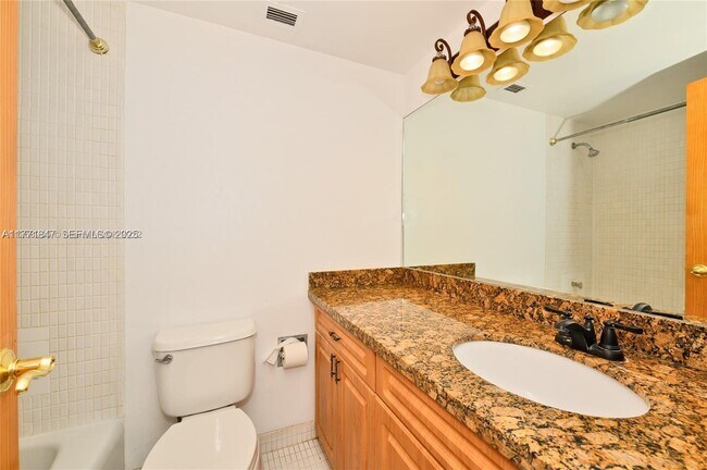 Building Photo - 7441 Wayne Ave