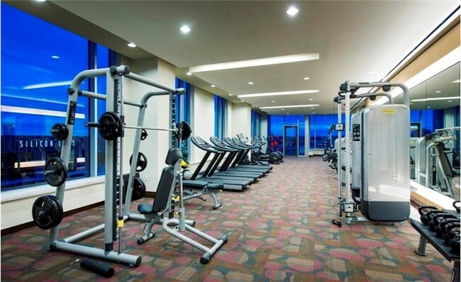 Building Photo - 112 San Antonio St