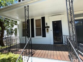 Building Photo - 917 Hamilton St NW