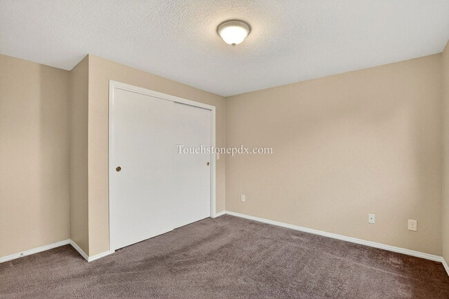 Building Photo - 1920 S Alpine St