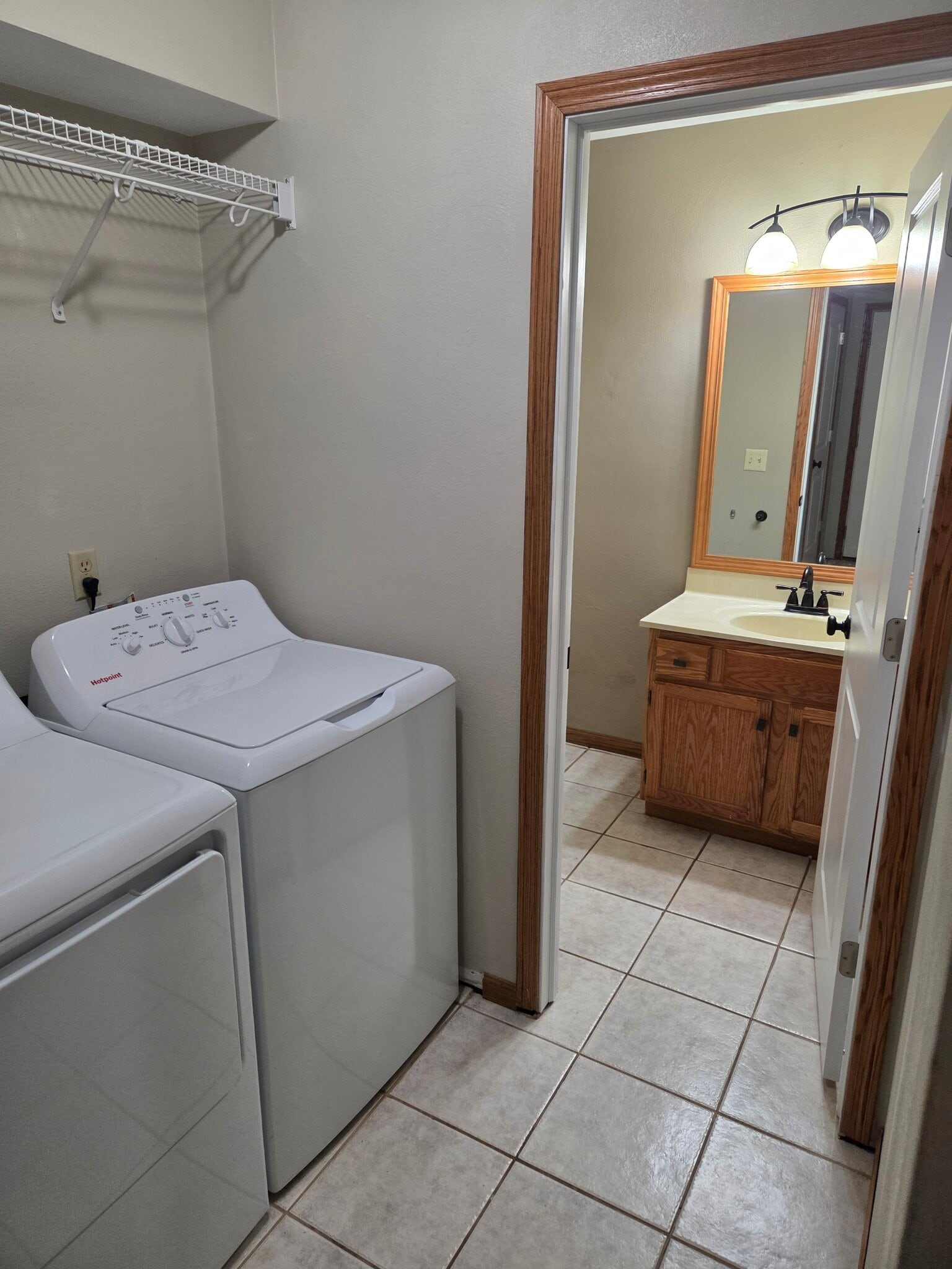Building Photo - 7335 Travertine Trail