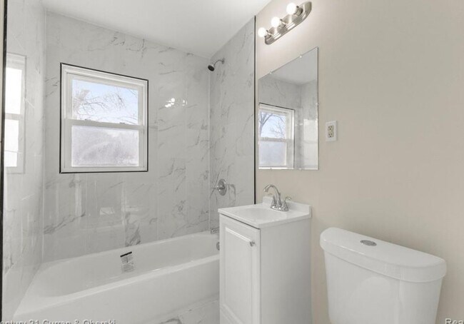 Building Photo - 12674 Riad St