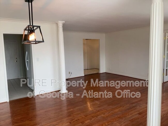 Building Photo - 215 Piedmont Ave NE
