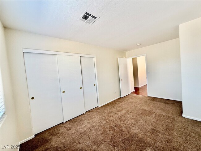 Building Photo - 4912 River Splash Ave