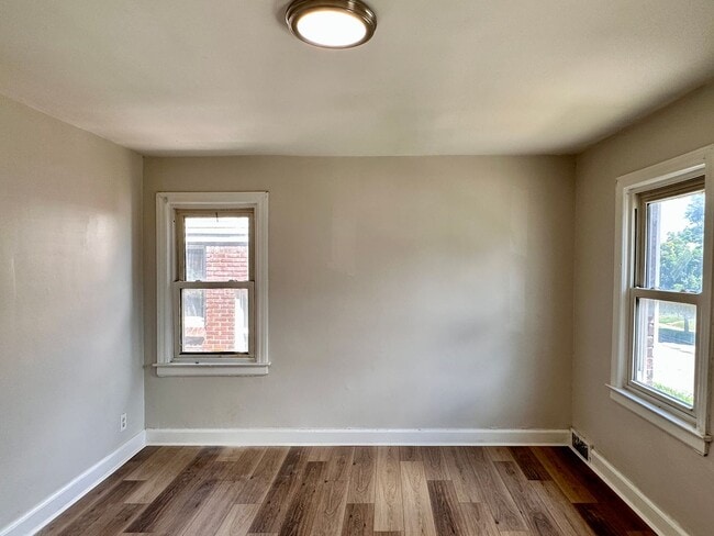 Building Photo - LARGE WESTSIDE FULLY REHABBED HOME -  3 be...