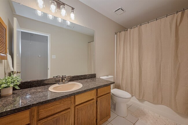 Building Photo - 5814 N Magazine Cir