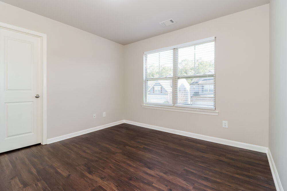 Building Photo - 63 Fern Walk