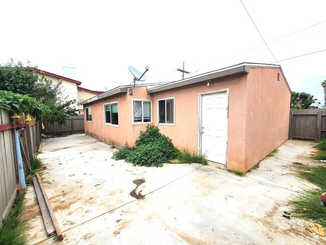 Building Photo - 424-26 Delaware st