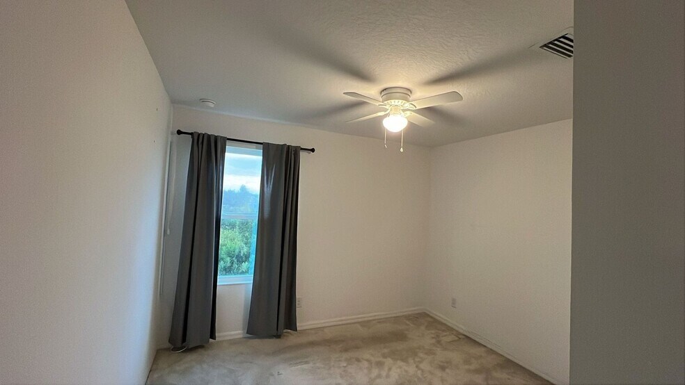 Building Photo - 310 Annabelle Way