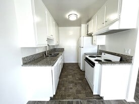 Building Photo - 11771 National Blvd