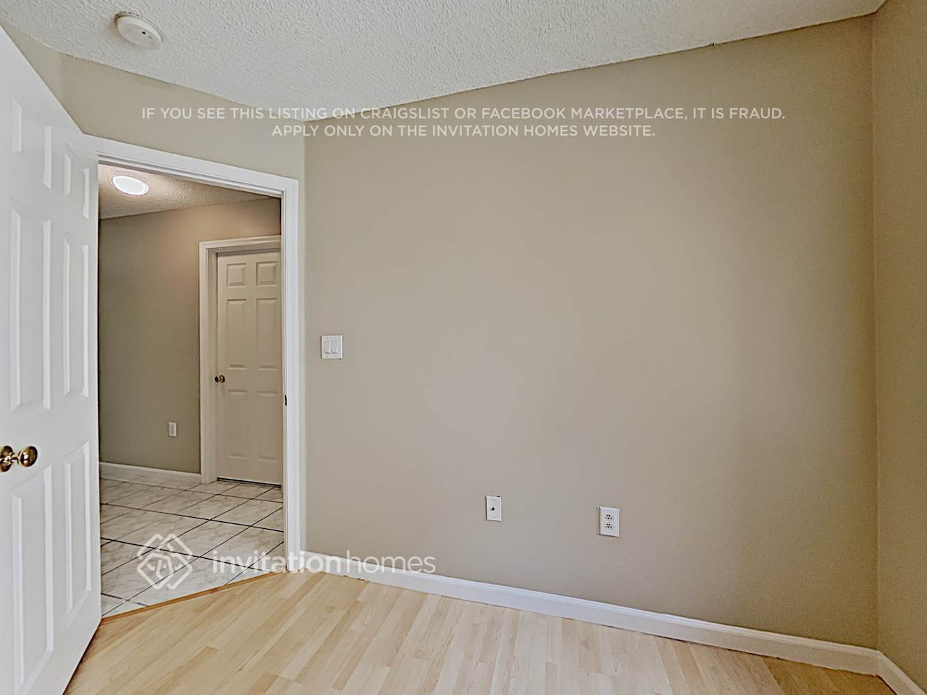 Building Photo - 444 SW 205th Ave